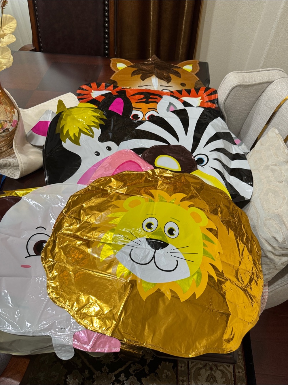 Animal birthday balloon set